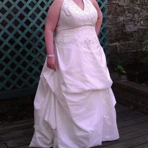 David's Bridal Wedding Dress